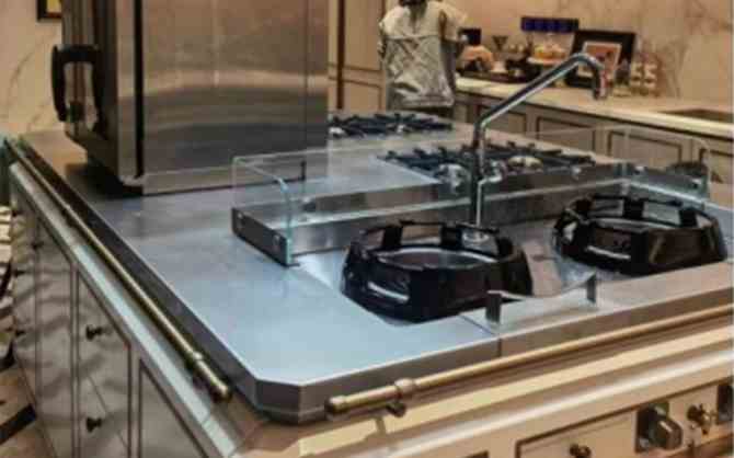 河南連鎖餐飲整體廚房展示圖片