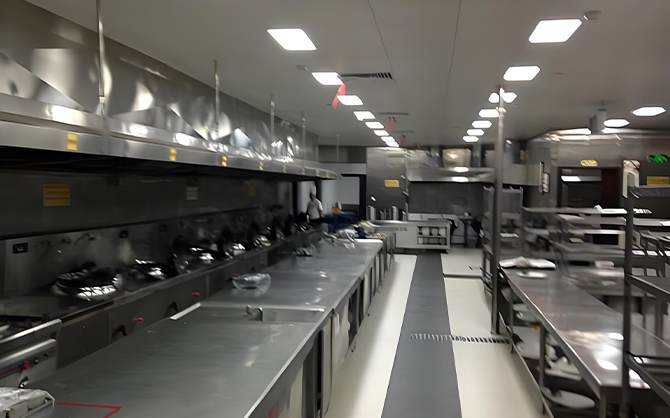 別墅廚具設(shè)計(jì)指南：實(shí)現(xiàn)烹飪與品味的完美結(jié)合